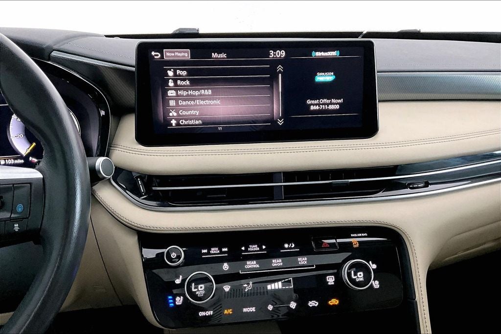 2022 INFINITI QX60 LUXE