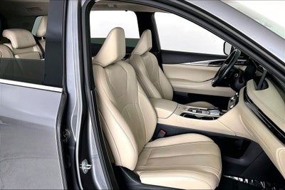2022 INFINITI QX60 LUXE