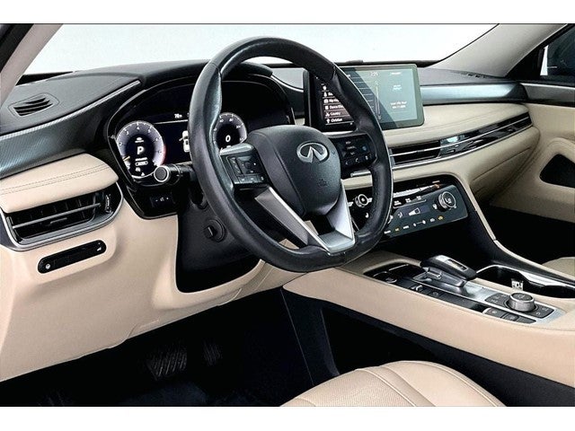 2022 INFINITI QX60 LUXE