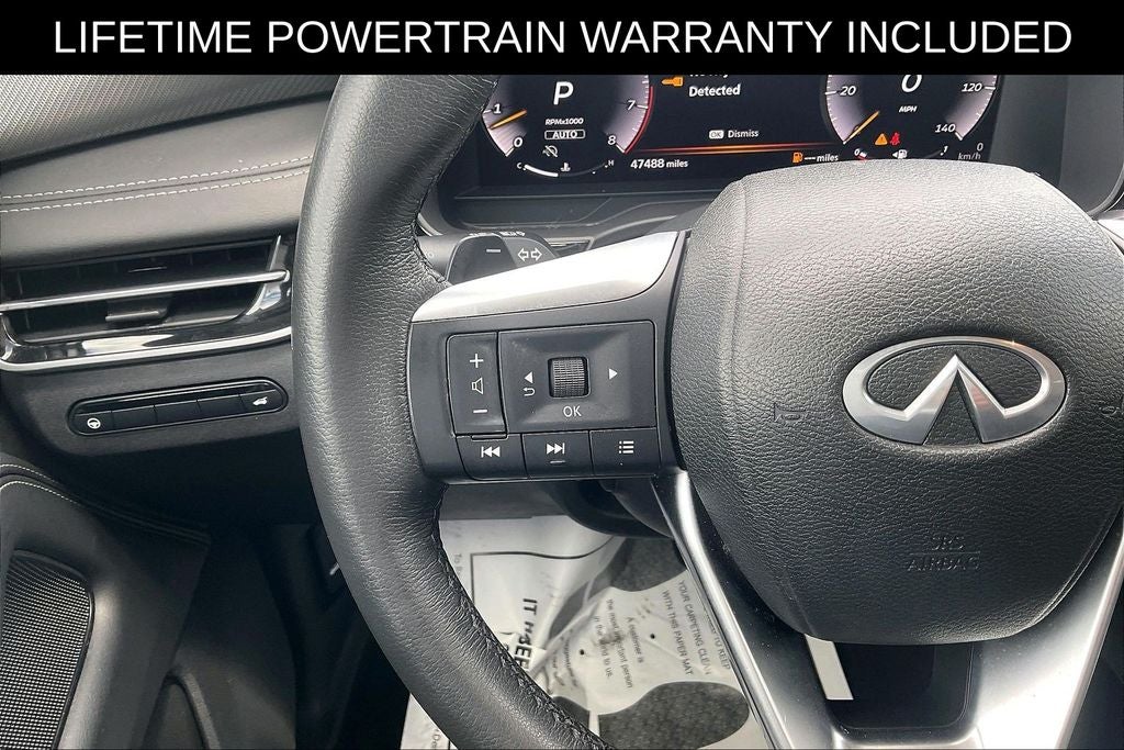 2022 INFINITI QX60 LUXE