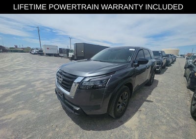 2024 Nissan Pathfinder S