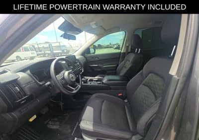 2024 Nissan Pathfinder S