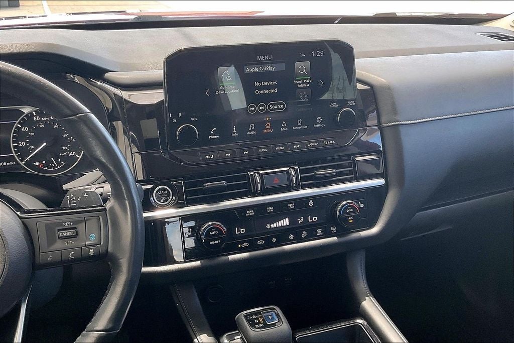 2022 Nissan Pathfinder SL