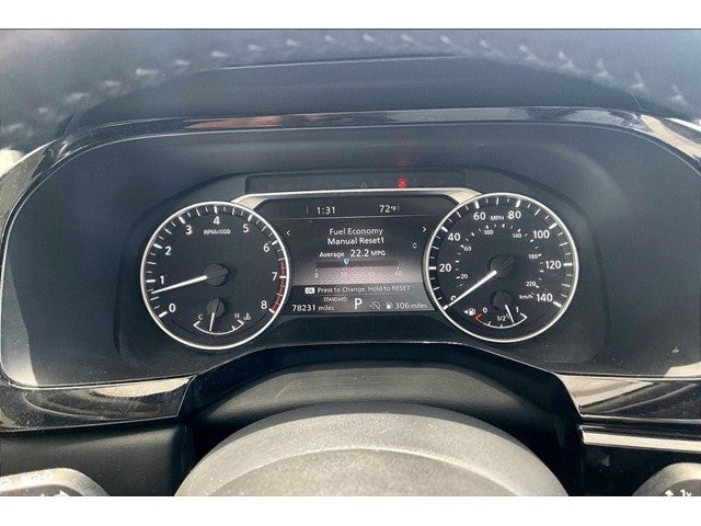 2022 Nissan Pathfinder SL