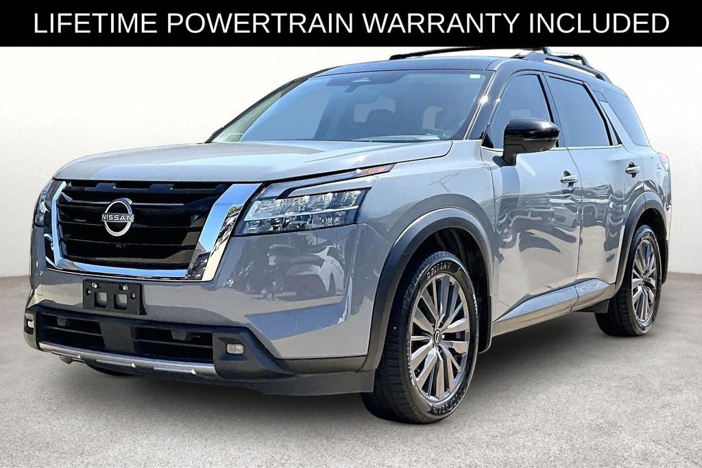 2024 Nissan Pathfinder SL