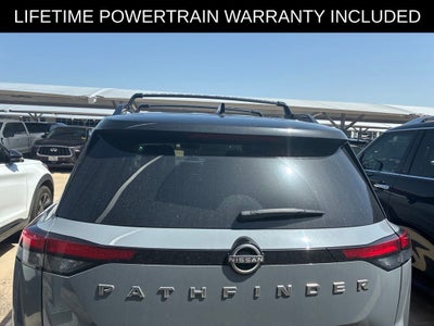 2024 Nissan Pathfinder SL