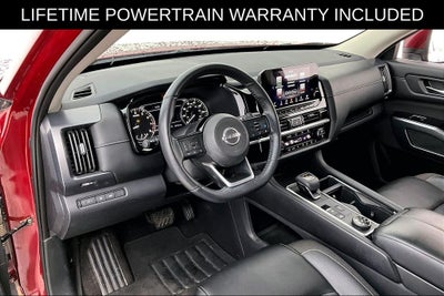2023 Nissan Pathfinder SL