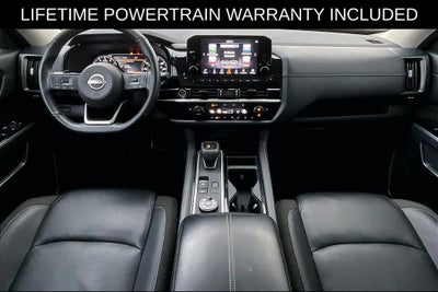 2023 Nissan Pathfinder SL