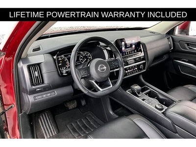 2023 Nissan Pathfinder SL