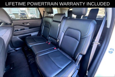 2023 Nissan Pathfinder SL