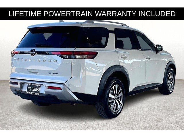 2023 Nissan Pathfinder SL