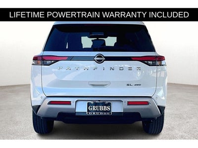 2023 Nissan Pathfinder SL