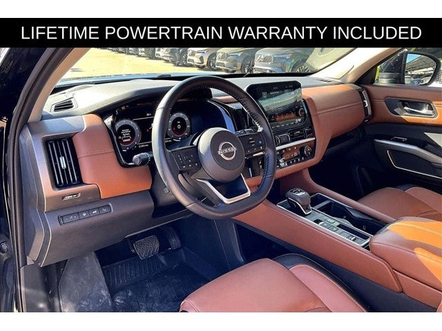 2024 Nissan Pathfinder Platinum