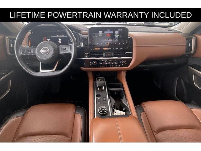 2023 Nissan Pathfinder Platinum