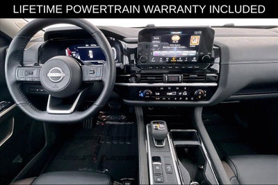 2025 Nissan Pathfinder Platinum