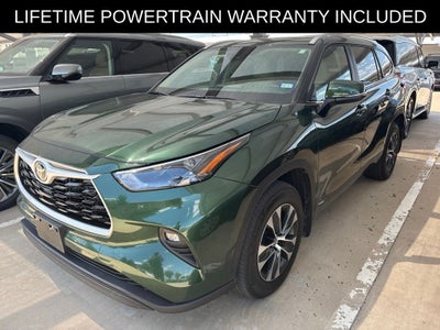 2025 Toyota Highlander Hybrid XLE