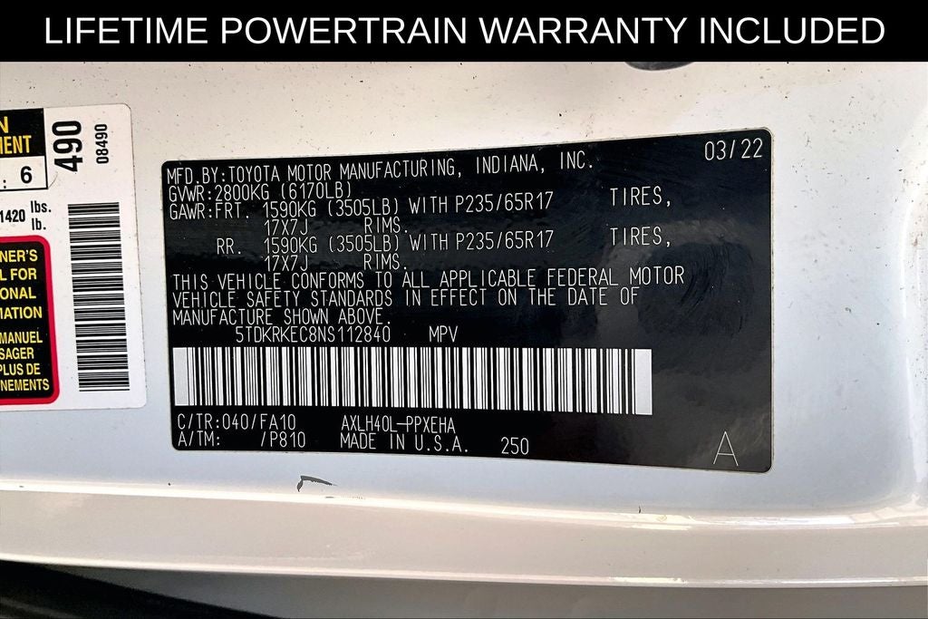 2022 Toyota Sienna LE 8 Passenger