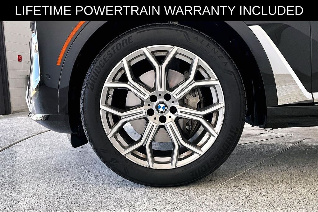 2025 BMW X7 xDrive40i