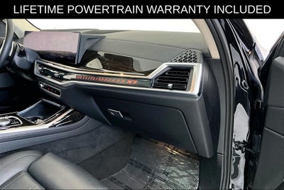 2025 BMW X7 xDrive40i