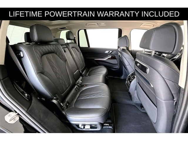 2025 BMW X7 xDrive40i