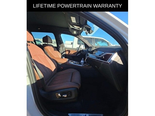 2025 BMW X7 xDrive40i M Sport