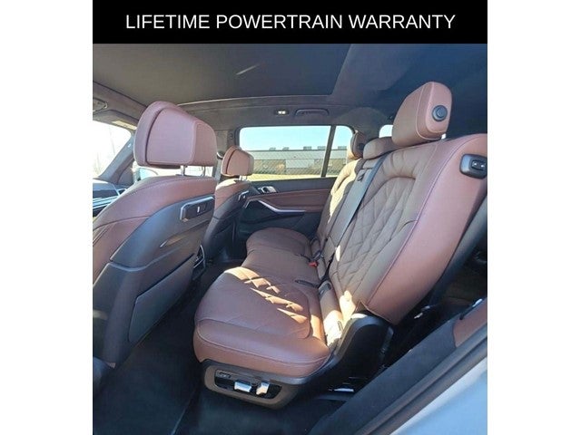 2025 BMW X7 xDrive40i M Sport