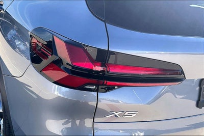 2025 BMW X5 xDrive40i