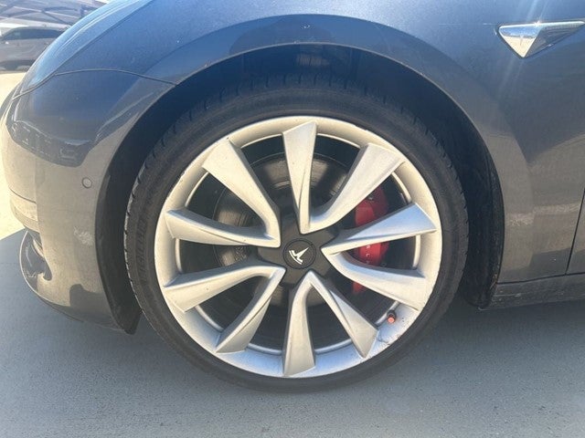 2018 Tesla Model 3 Performance