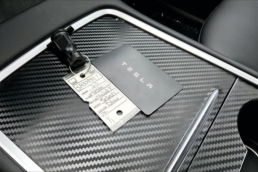 2025 Tesla Model Y Long Range