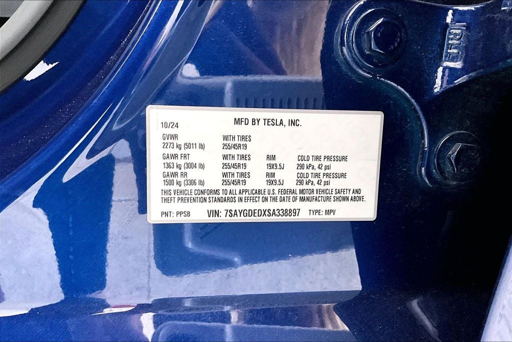 2025 Tesla Model Y Long Range