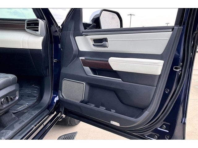 2024 Toyota Sequoia Capstone