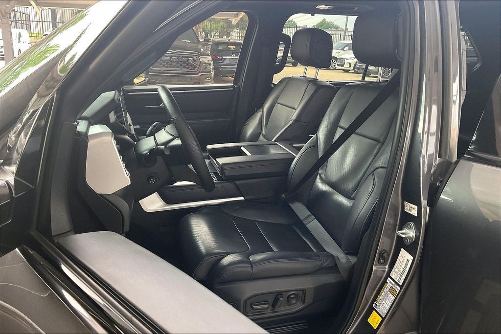 2023 Toyota Sequoia Platinum