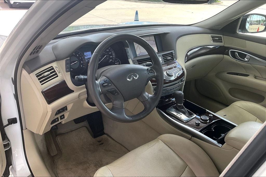 2015 INFINITI Q70 3.7