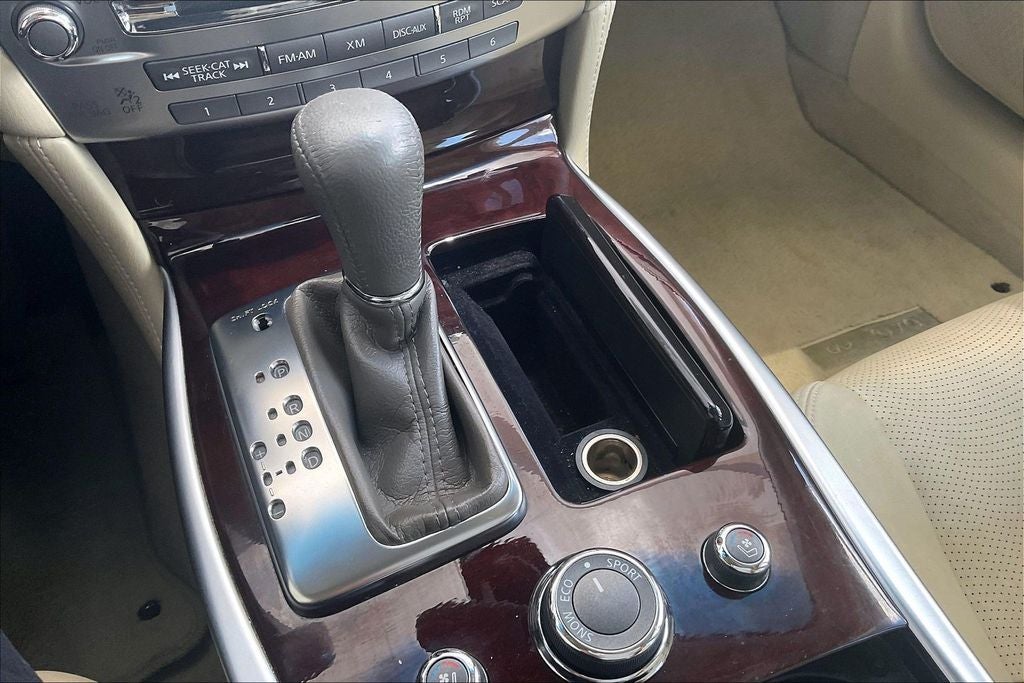 2015 INFINITI Q70 3.7