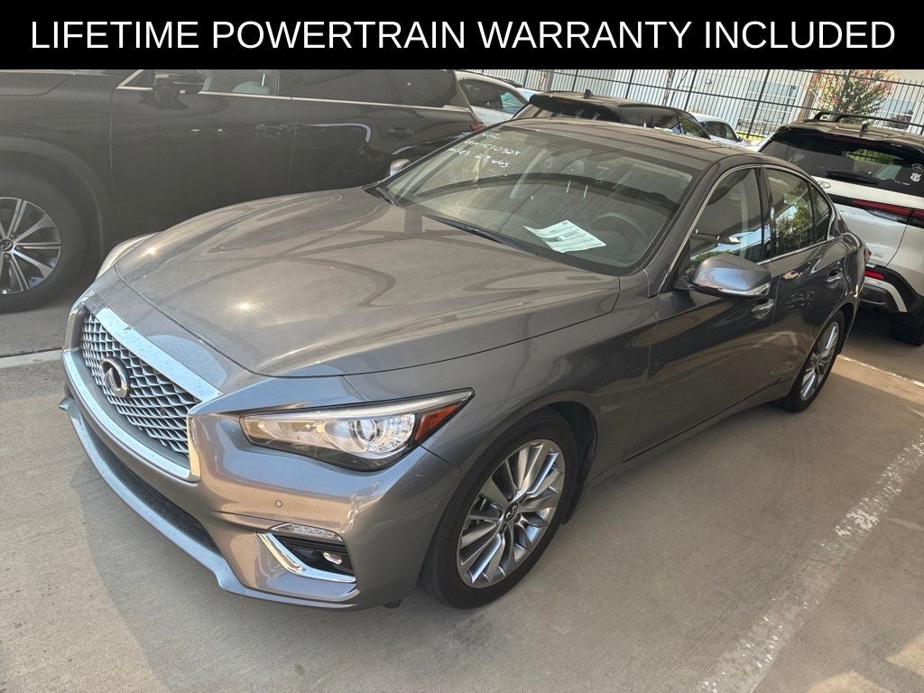 2023 INFINITI Q50 LUXE