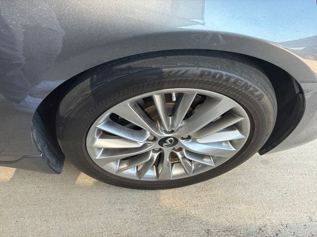 2023 INFINITI Q50 LUXE