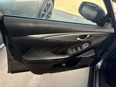 2023 INFINITI Q50 LUXE