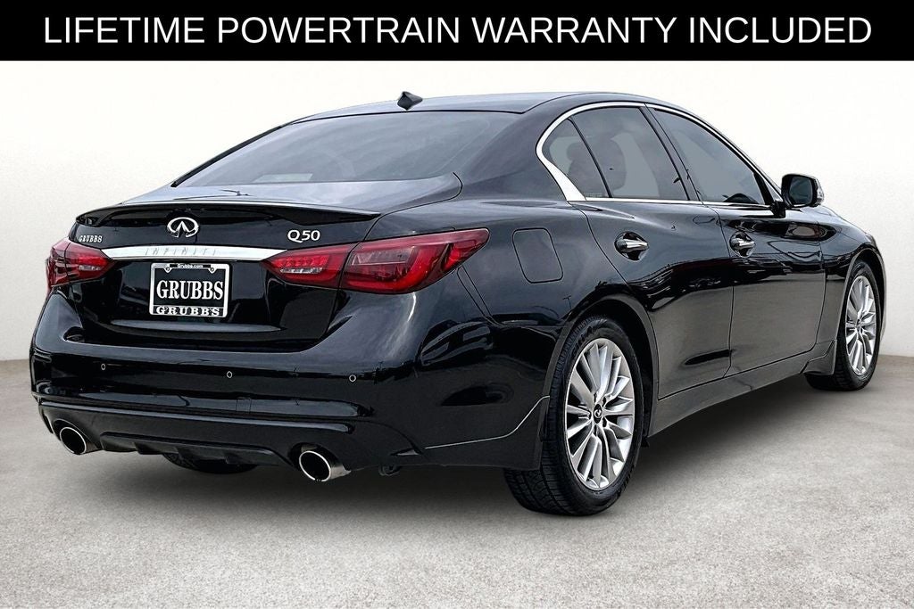 2023 INFINITI Q50 LUXE