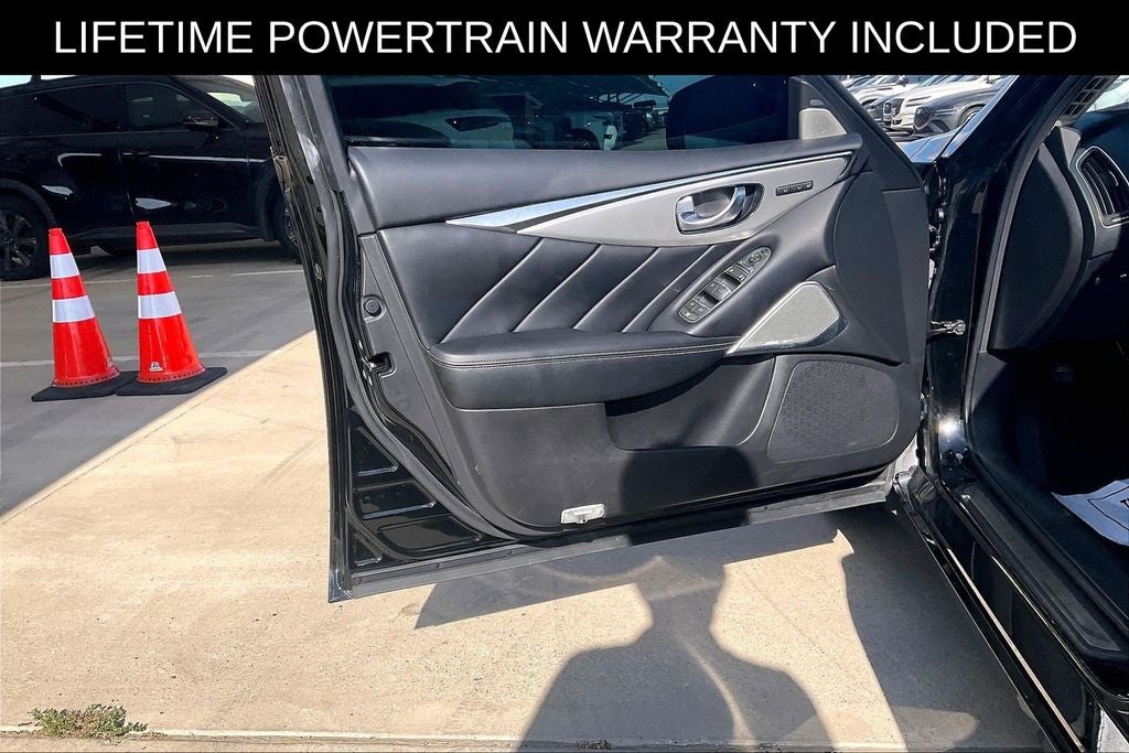 2023 INFINITI Q50 LUXE