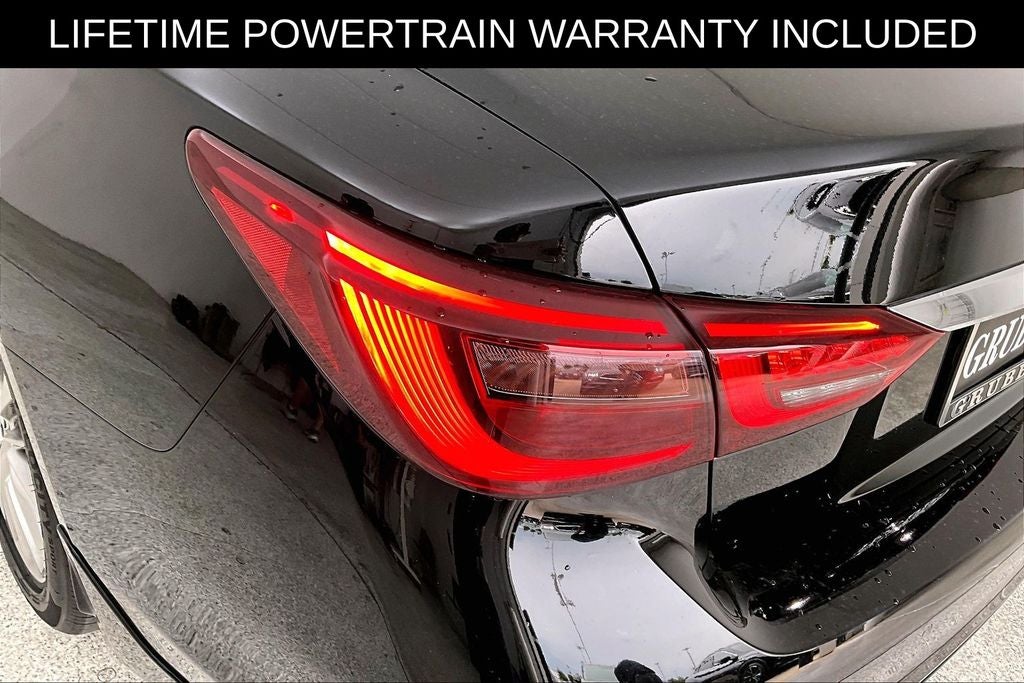 2023 INFINITI Q50 LUXE