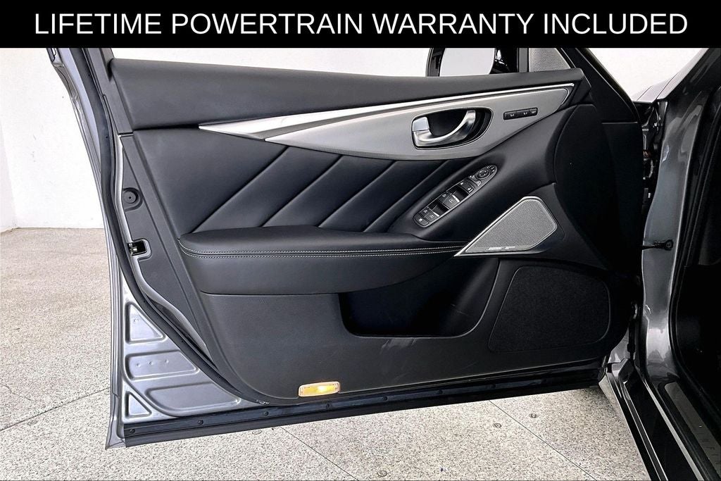 2023 INFINITI Q50 LUXE