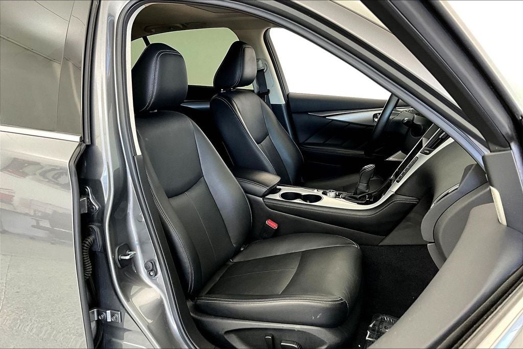 2023 INFINITI Q50 LUXE