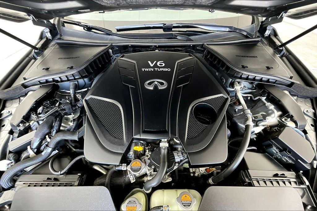 2023 INFINITI Q50 LUXE