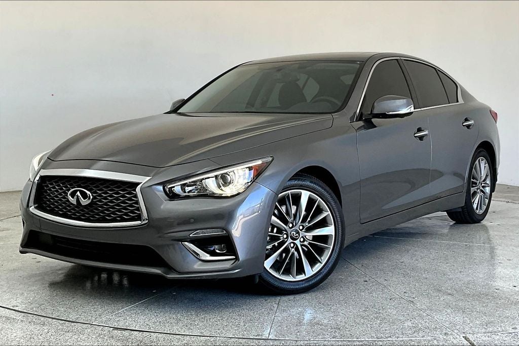 2023 INFINITI Q50 LUXE