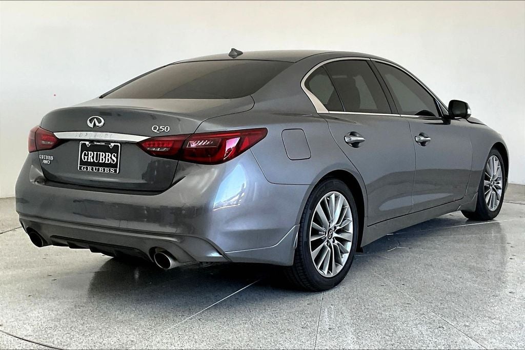 2023 INFINITI Q50 LUXE