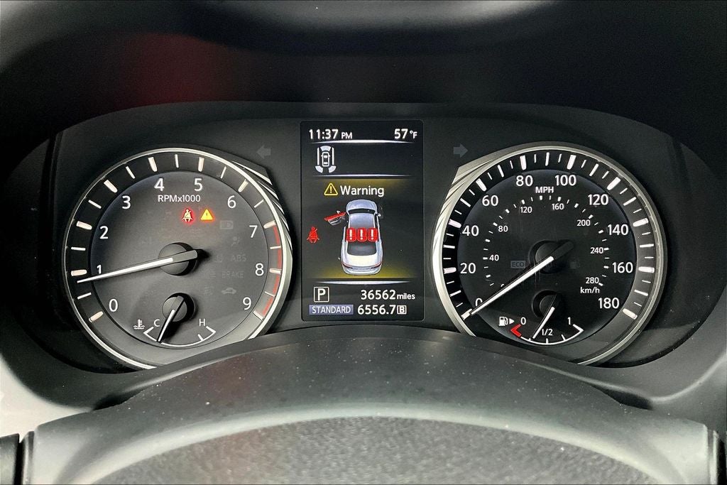 2023 INFINITI Q50 LUXE