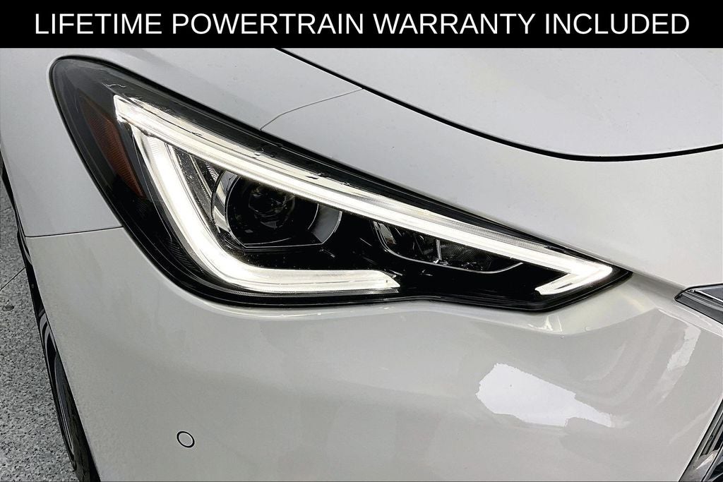 2022 INFINITI Q60 LUXE