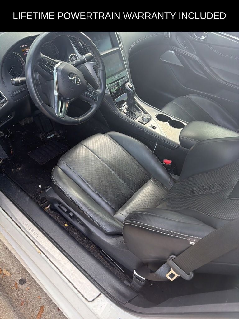 2022 INFINITI Q60 LUXE