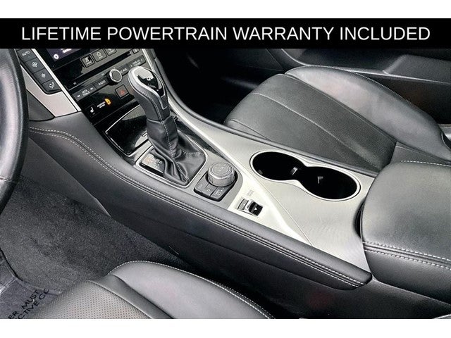 2022 INFINITI Q60 LUXE