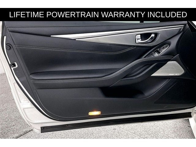 2022 INFINITI Q60 LUXE